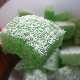 Peluang Usaha Cake Sagu Dan Analisa Usahanya