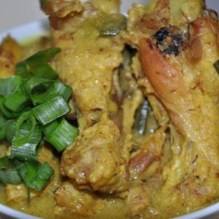 Peluang Usaha Ayam Lodho dan Analisa Usahanya